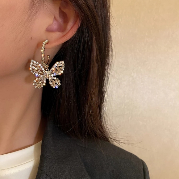 🎀18k Sparkling Zircon Butterfly Hoops - Picture 3 of 6
